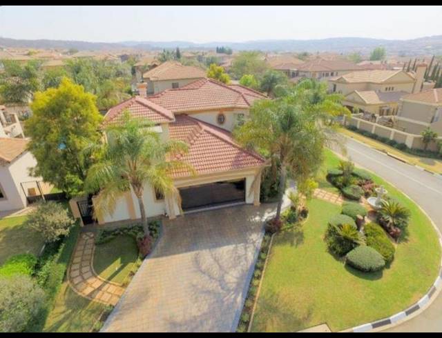 5 BEDROOM HOUSE FOR SALE IN ASPEN HILLS